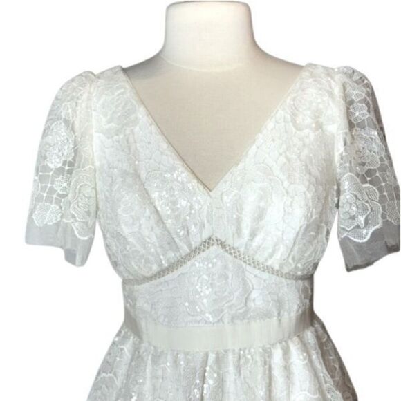Self-Portrait Lace Mini Dress Rose Romantic Sequin Tiered White US 6 Cocktail - Picture 9 of 10